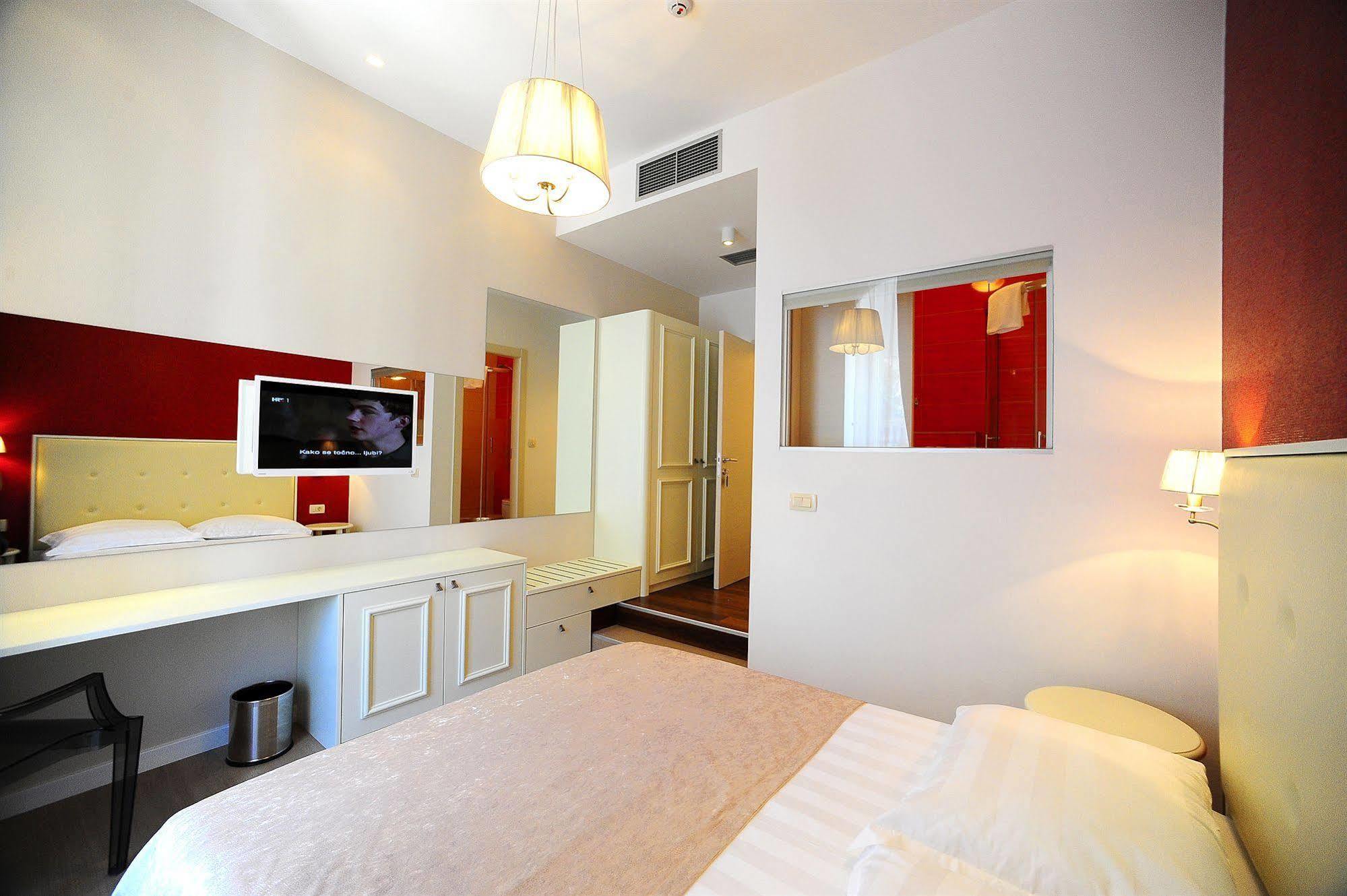 Olea Luxury Rooms Σπλιτ Εξωτερικό φωτογραφία